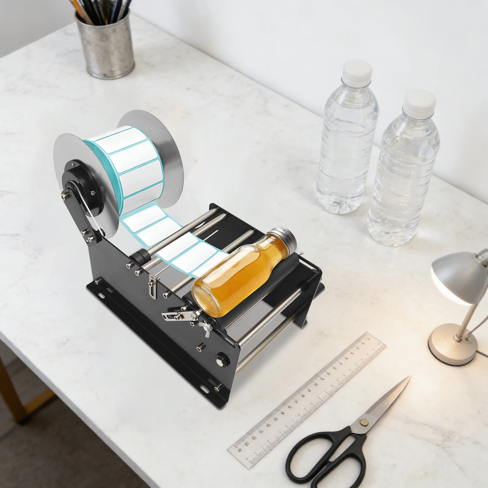 

Manual Round Bottle Labeling Machine, Desktop Bottle Labeling Tool Label Applicator For Cosmetic Food Beverage Industry