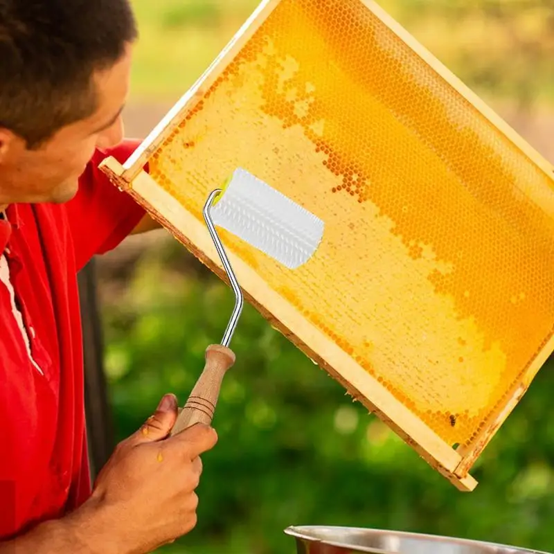 Honey Spinner Extractor Wooden Handle Needle Roller and for Hive Uncapping Beekeeping Tool with Cleaning Brush Bee Honey Comb