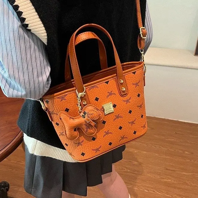 

New Color Block Bucket Bag, Women's Textured Shoulder Purse, Trendy Day to Night Crossbody, Casual Sling Bag, Minimalist Leather