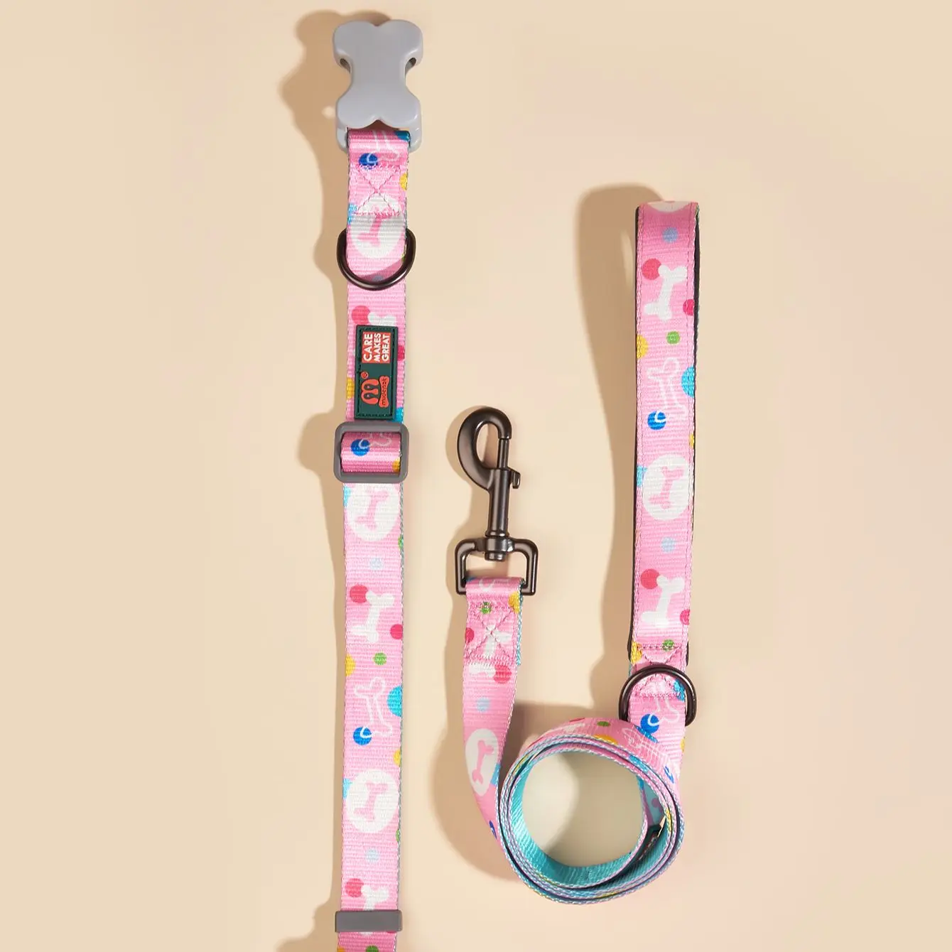 Pink Color Bone Pattern Print Designer High Quality Accessories Pet Collar With Leashes Set