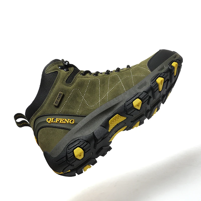 High-Top Men Hiking Boot 5
