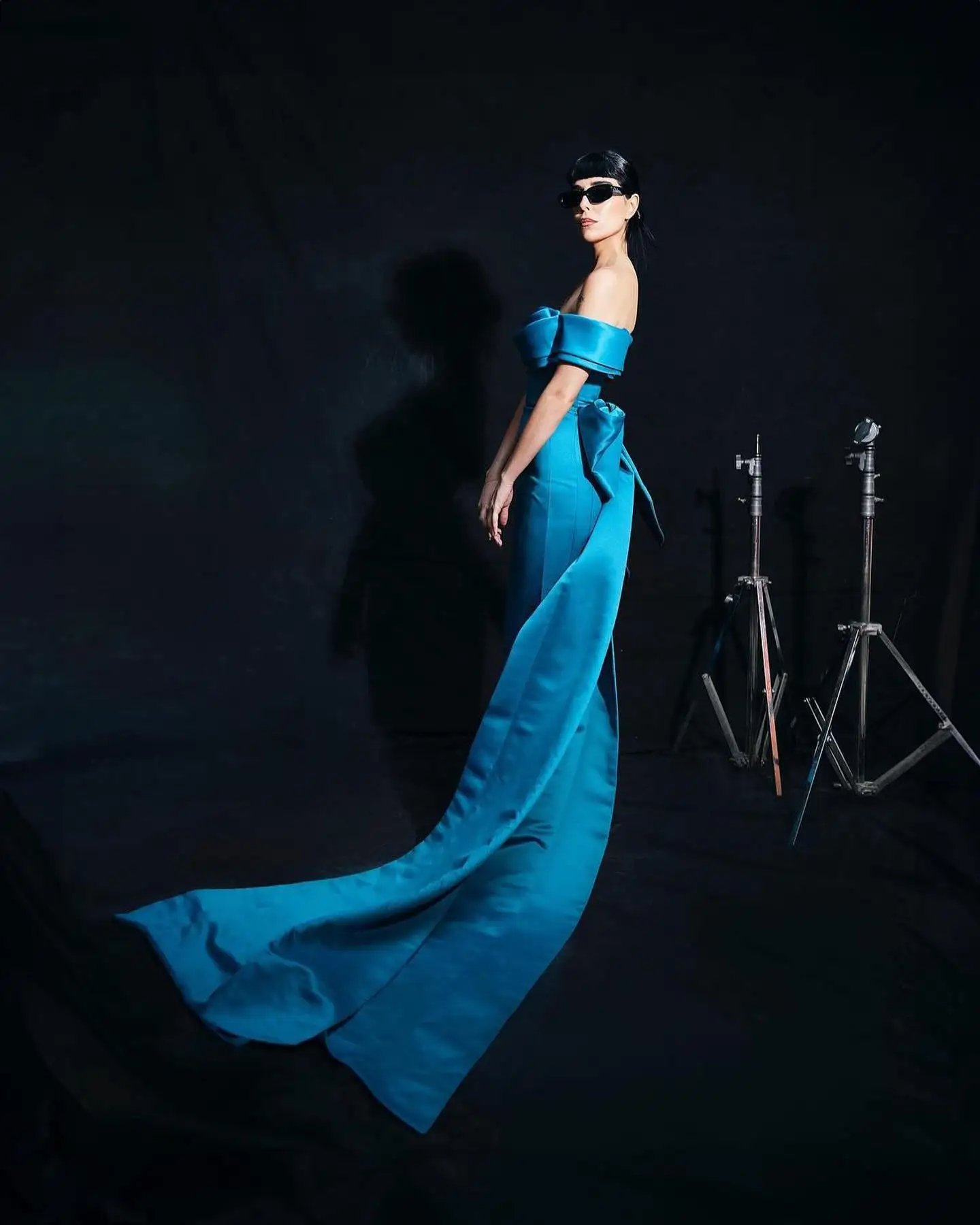 Customized Modern Strapless Off the Shoulder Panel Train Evening Dresses Luxury Bow Pleats Blue Vestido De Festa Robe de soirée