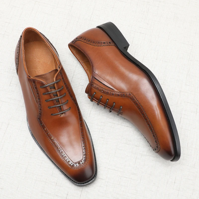 

Spring Autumn Men Formal Wedding Shoe Business Genuine Leather Luxurious Dress Men Shoe Black Brown Lace Up Oxford Designer Shoe