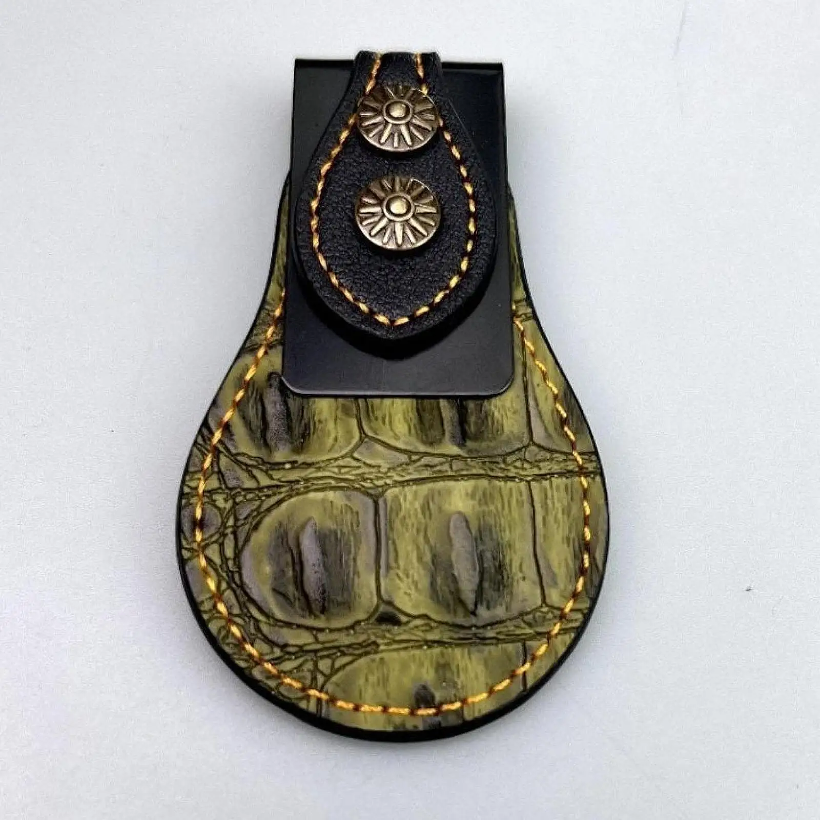 

Magnetic PU Leather Snooker Chalk Clip 2.4inch Long Accessories Trouser Pocket Chalk Clip for Billiard Enthusiast Lightweight