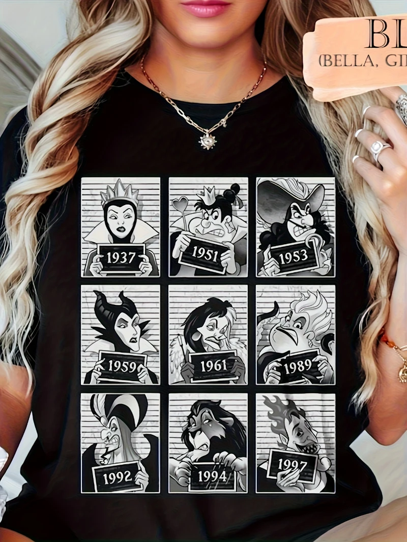 تي شيرت نسائي عتيق الشرير - Cruella De Vil، Evil Queen، Ursula & Maleficent Mugshot 1935-1995 قميص عتيق برقبة دائرية #1