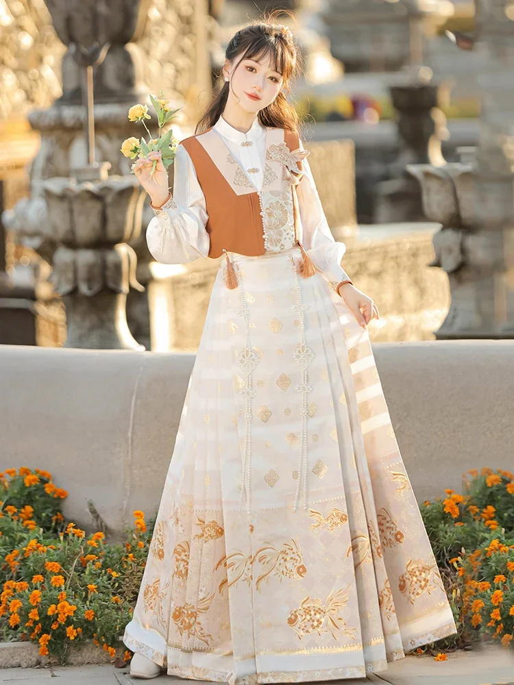 Chinese traditional dress modified Hanfu female new Chinese style waistcoat shirt with woven gold horse skirt suit