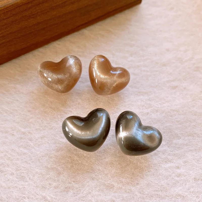 

Shiny Opal Stone Love Heart Stud Earrings for Women Girls Simple Fashion Geometric Round Earrings Wedding Jewelry Wholesale