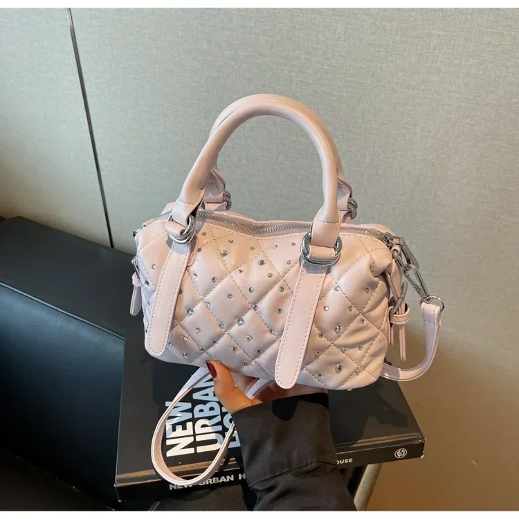 2025 Nuova borsa a botte trapuntata con strass, borsa Boston vintage, tracolla