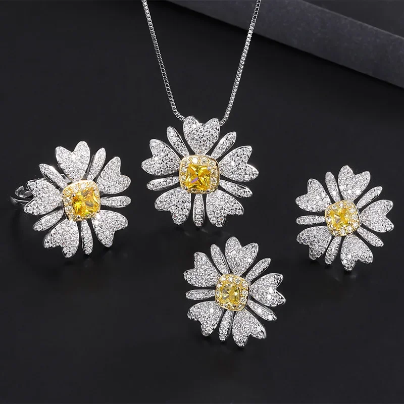 

Charms Yellow High Carbon Diamond Gemstone Daisy Pendant Necklace Heart Shaped Earring Ring Women Jewelry Friends Gift Wedding