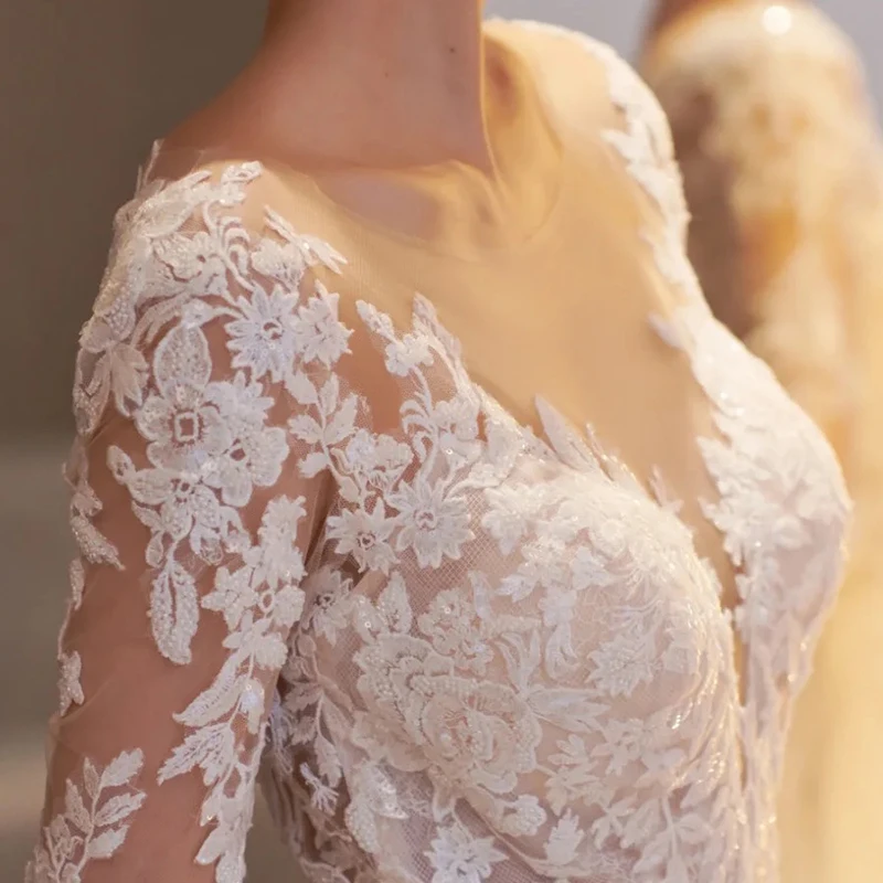 Robe de mariée en dentelle à col en V pour femmes, luxueuse et sexy, à manches longues, transportée, robe de soirée pour banquets, 2024