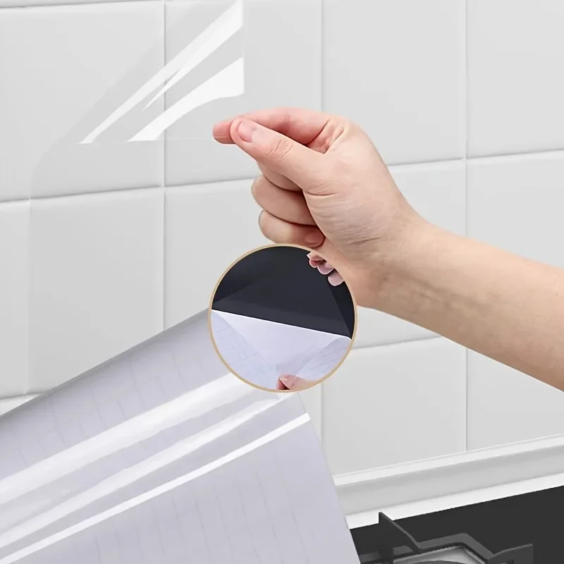 Fotografia 5: Película protetora eletrostática transparente, resistente a óleo, à água e ao calor, ideal para proteger paredes e superfícies de armários.