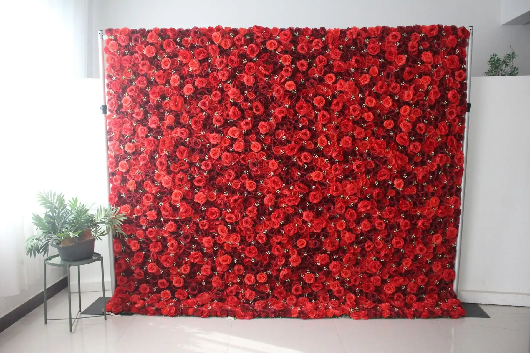 

Luxurious Version 3D Red Rose Gradient Cloth Curtain Flower Wall Wedding Backdrop Decor Fabric Milan Turf Plants Wall Party Prop