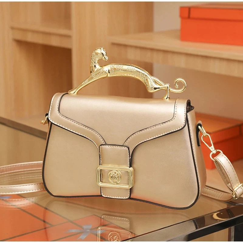 Handbags For Women Fashion Designers Golden Cat Metal Shoulder Bags Leather Ladies Clutch Bags Shoulder And Cross Body Bags New