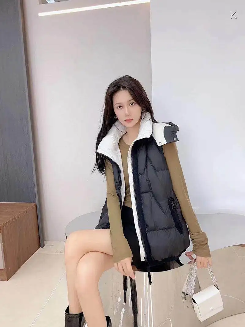 Winter Women Hooded Down Waistcoat Light Thin White Duck Down Vest Coat Ladies Warm Sleeveless Puffer Jacket Parkas Short Tank