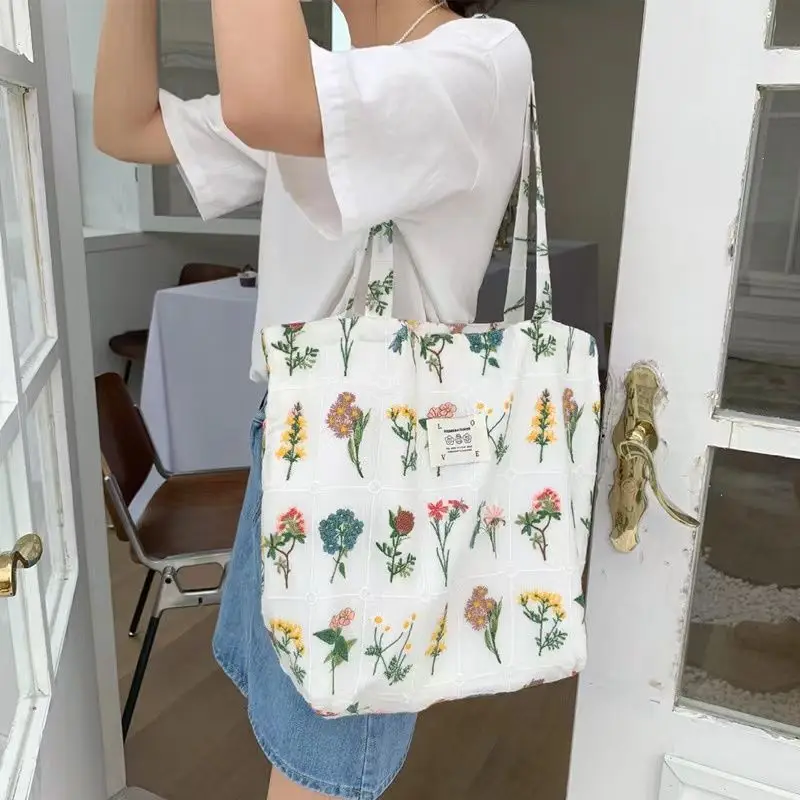 Women Shoulder Bags 2023 New Fashionable Floral Print Korean Styles Nylon Bag Vintage Student Casual Shopping Bag for Women