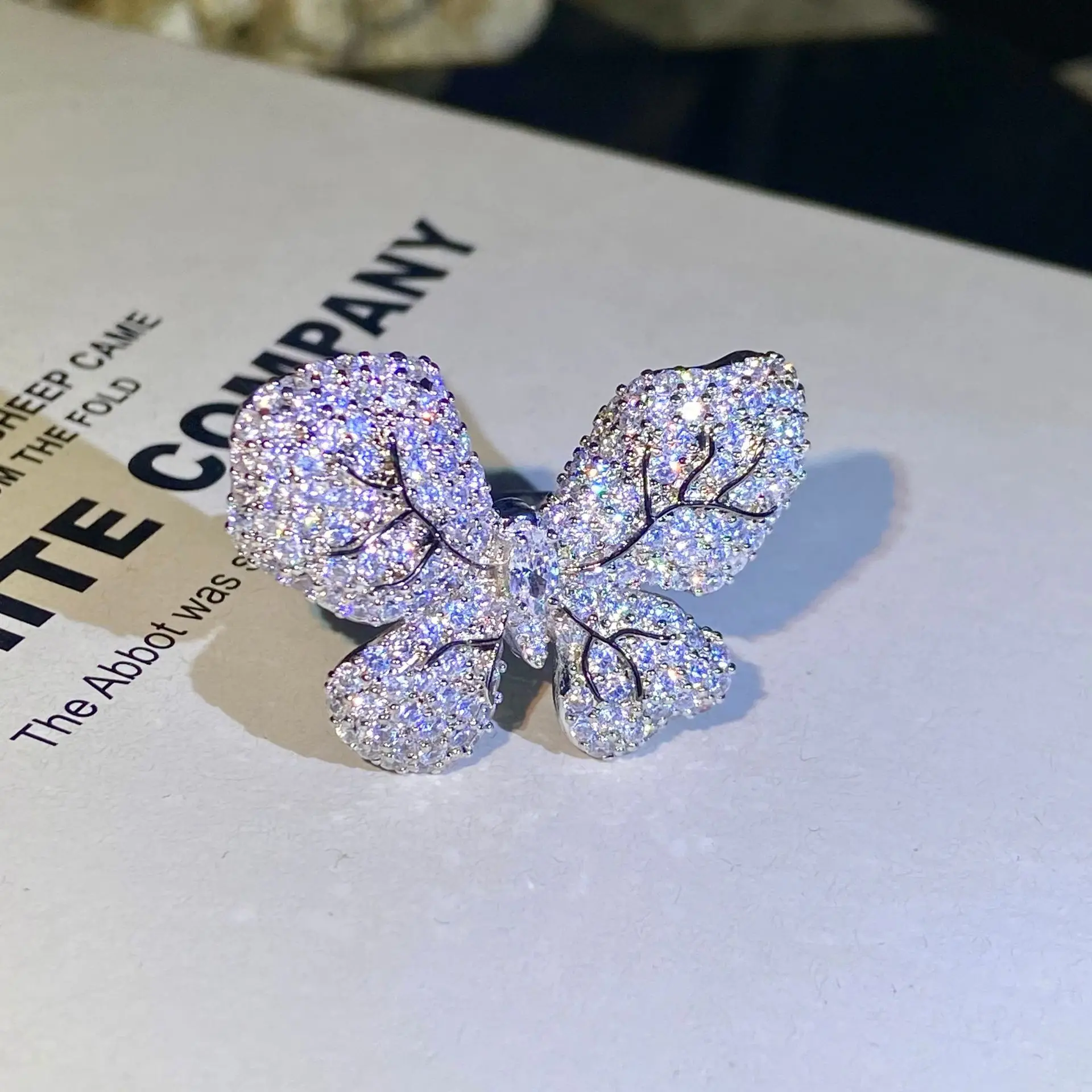 925 silver exaggerated flash diamond temperament female group inlaid zircon butterfly adjustable ring party engagement gift