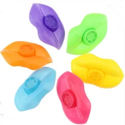 Plastic Lip Whistle for Kids, Cheer Mouth Whistle, Small Gift Toy, Pinata Filler, Party Toys, Kindergarten Rewards, 10 Pack