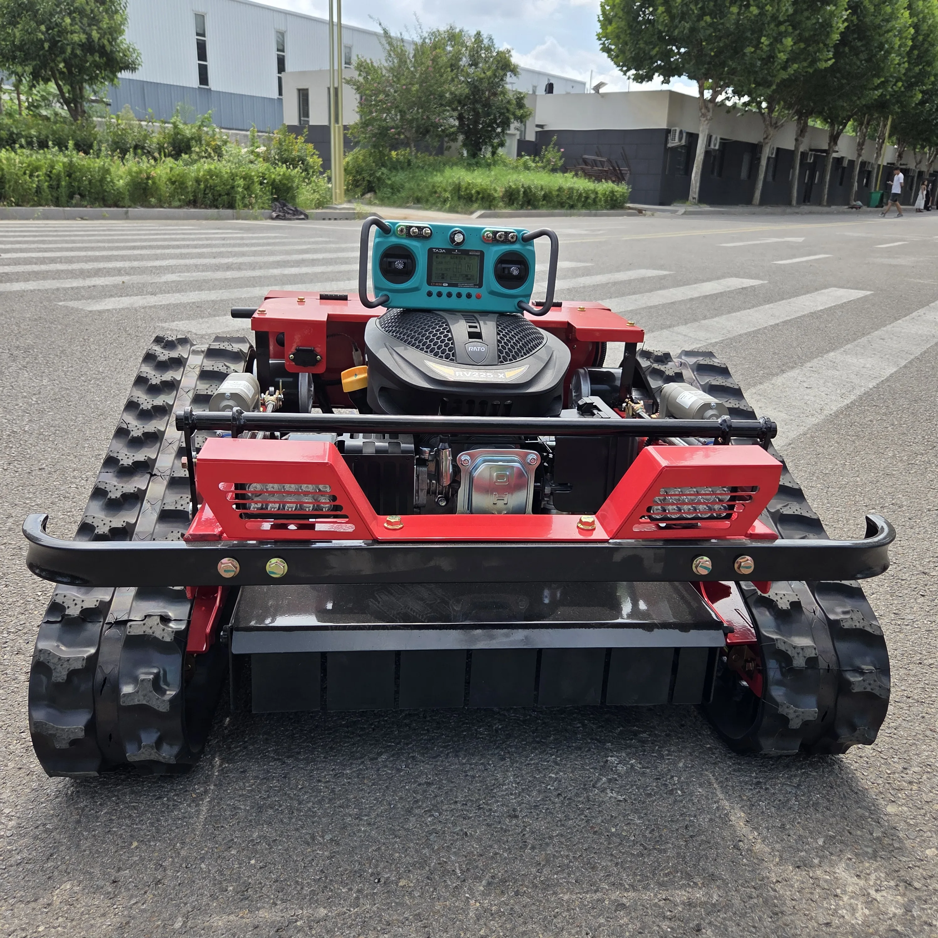 Custom High Quality All Terrain Artificial Intelligence Remote Control Lawn Mower with Engine 550mm Lawn Tractor