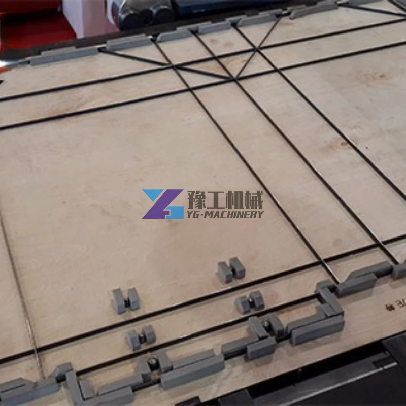 Auto Flatbed Cardboard Box Corrugated Paper Packaging Box Die Cutting Machine