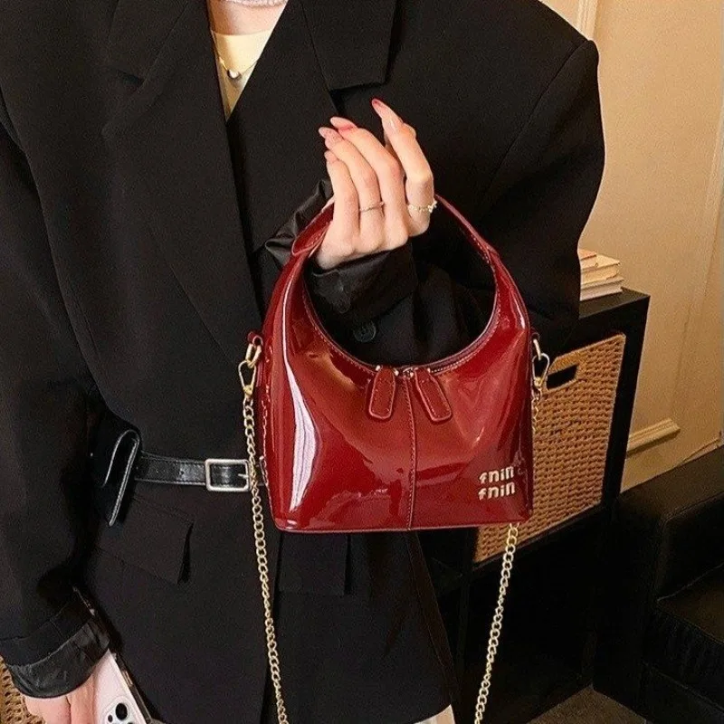 

Solid Color Diaper Bag Letter Logo Design High End Leather Tote Bag For Women Crossbody Handbag Large Capacity