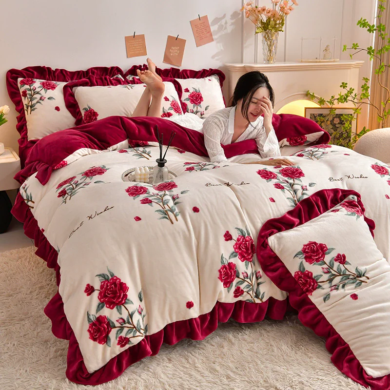 Latest Warm Winter Thickened Milk Fleece 4pcs Bedding Sets Soft Flower Printing Quilt Cover Sheet Pillowcases