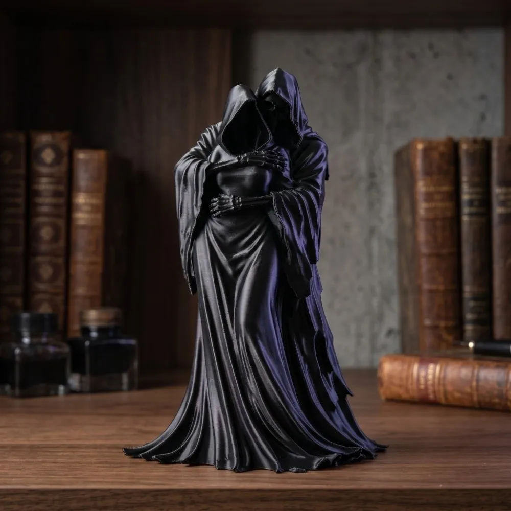 Exquisite Embracing Posture Gothic Decoration Dark Style Retro Ghost Ornaments 3D Printed Skeleton Model Decoration Desktop Use