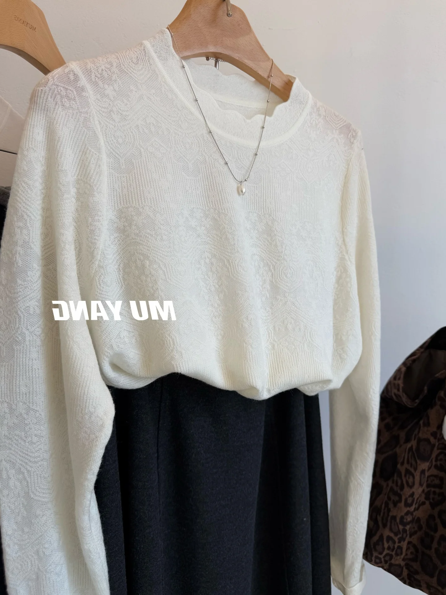 

Lace Knitted Long Sve Crew Ne Comfortable Anti-Aging Base Layer irt Top Faionable Autumn Winter Korean Sle Commute...
