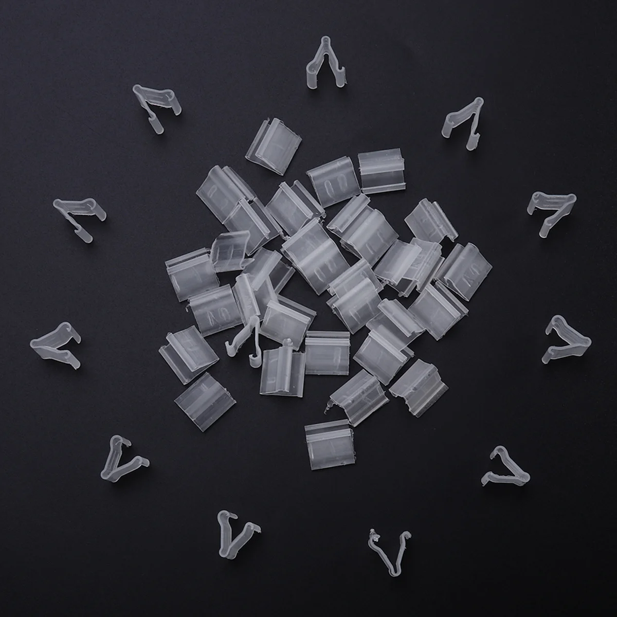 

100pcs Clips V Shape Plastic Sealing Fasteners For Wedding Birthday Christmas Party Decorations Balloon Ties Balloon Clips For