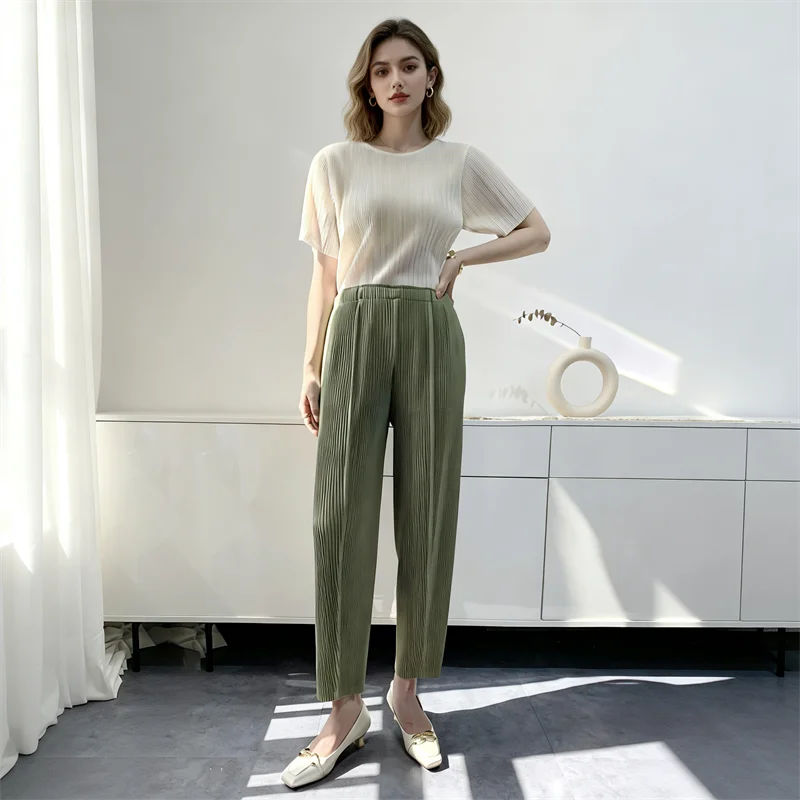 

Miyake Pleated Pants Women's 2026 New Elastic Waist Pencil Pants Comfortable and Casual Korean Style Street Fashion Trousers