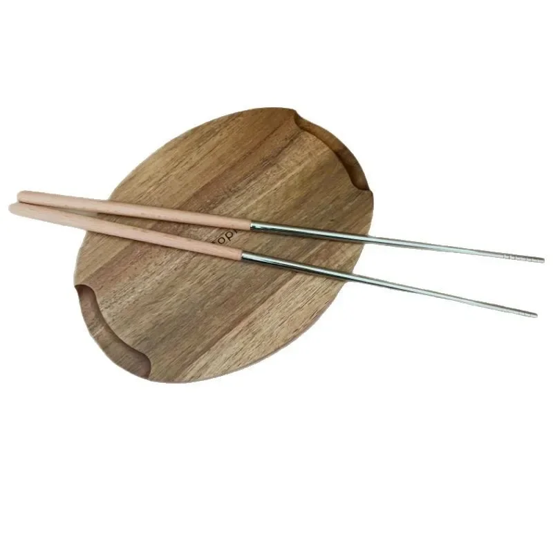 Walnut long chopsticks fried high temperature resistant high-grade paint-free wax-free chicken wing wood hot