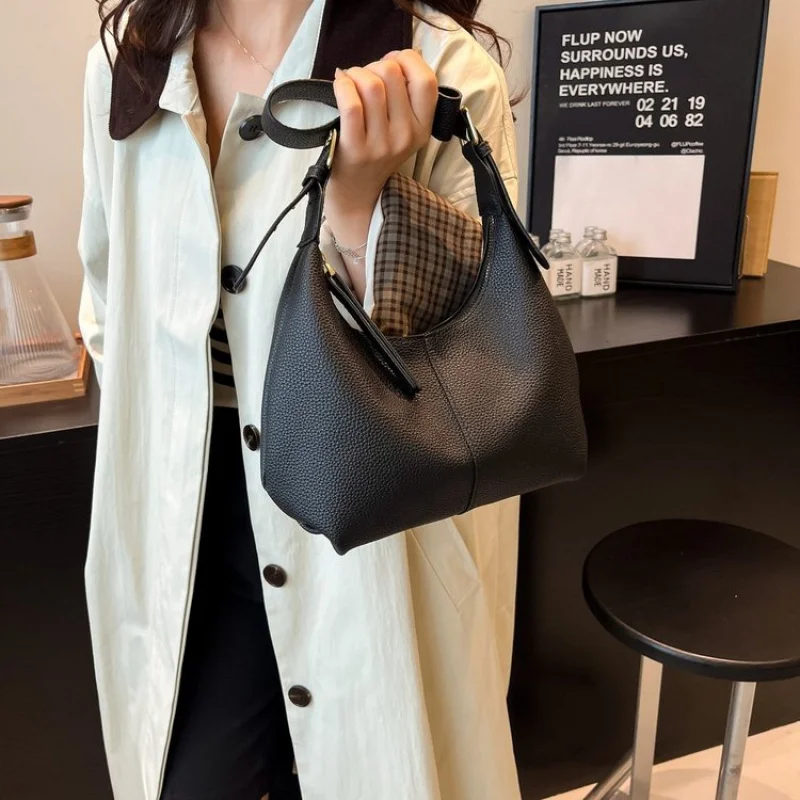 

Luxury Leather Shoulder Bag For Women, Vintage Classic Design, Elegant Handbag With Detachable Strap