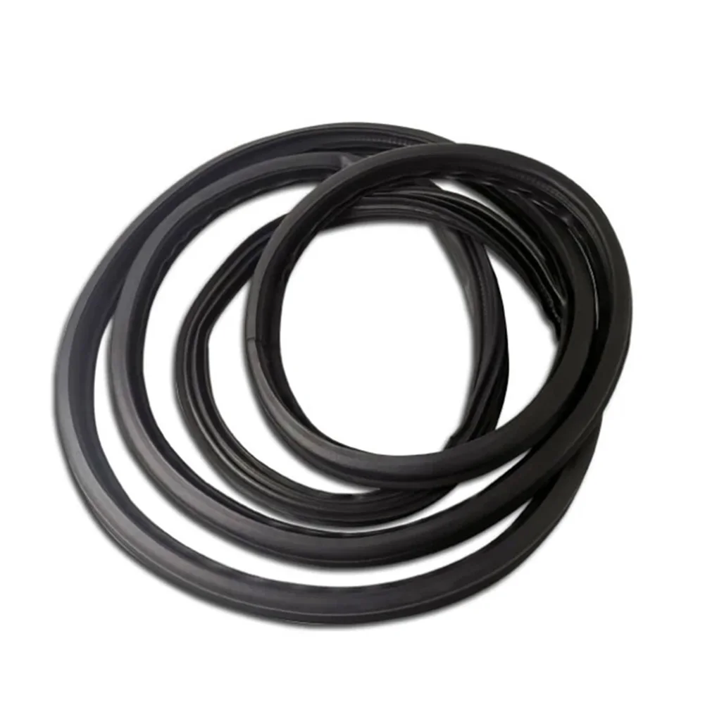 

Effective Back Door Weatherstrip for Toyota ForLand Cruiser Prado GX470 6788160131 Direct Replacement Plastic Material