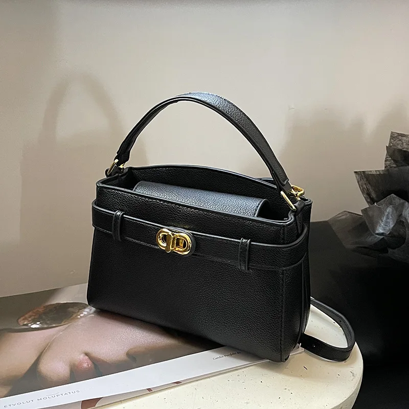 

Exquisite Handbag Bag Women's 2025 Spring and Summer New High-end Fashion Shoulder Bag Wear Essential Messenger Bag