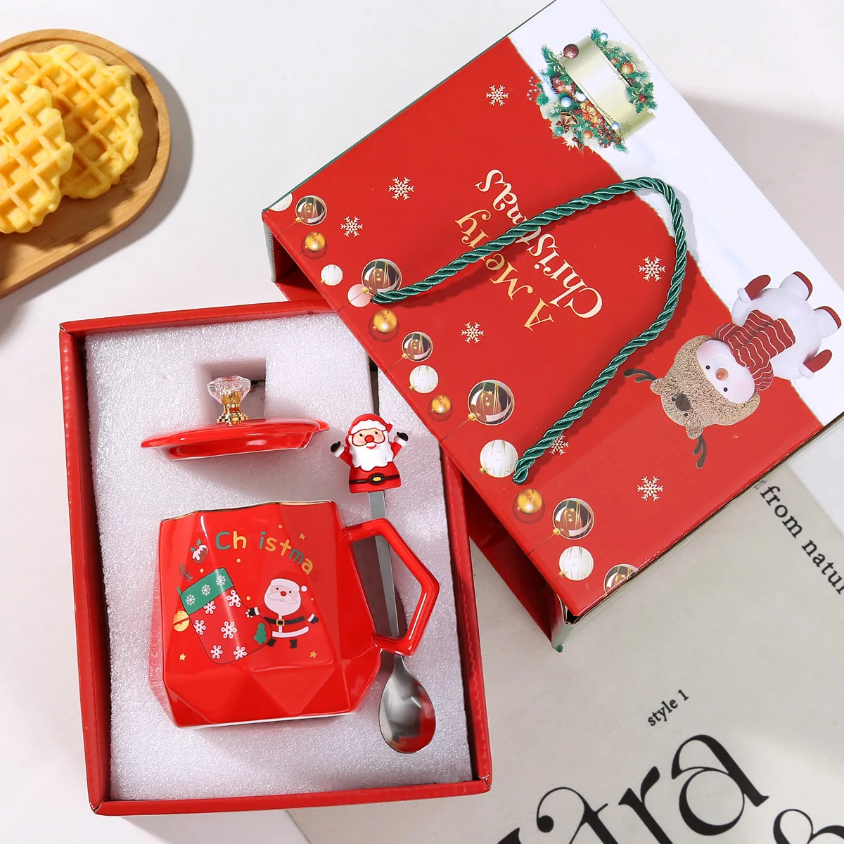 

Cute Water Bottle Santa Claus Cartoon Anime Christmas Tree Water Cup with Lid Spoon Dormitory Home Supplies Girl Gift Wholesale