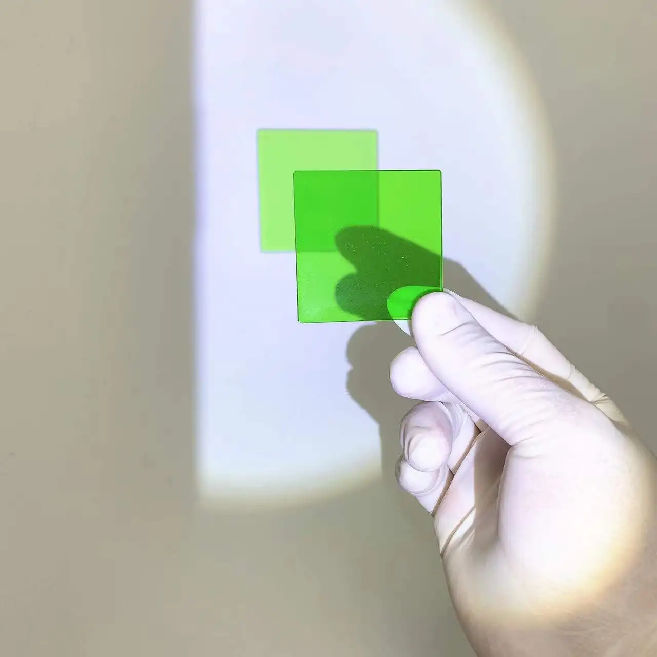 Square Shape Custom Size 100x100x2mm Green Color Filter Optical Glass Type LB11