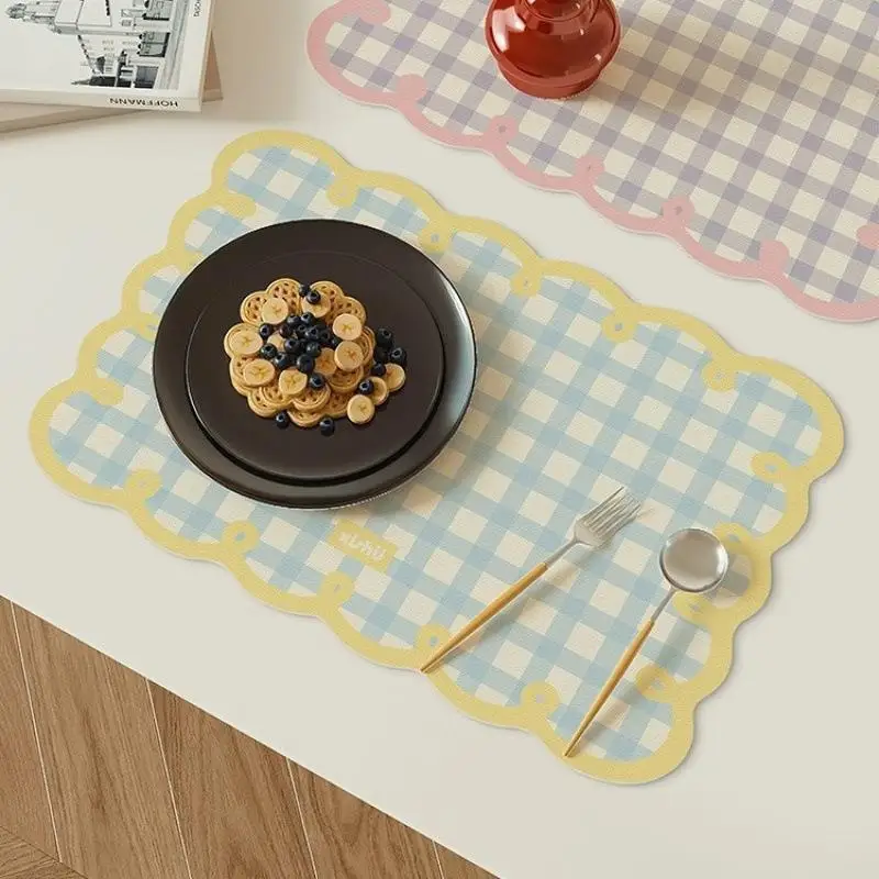 Waterproof PU Leather Placemat With Cute Gingham Print And Scalloped Edge Perfect For Kitchen Dining Table Daily Meal Use