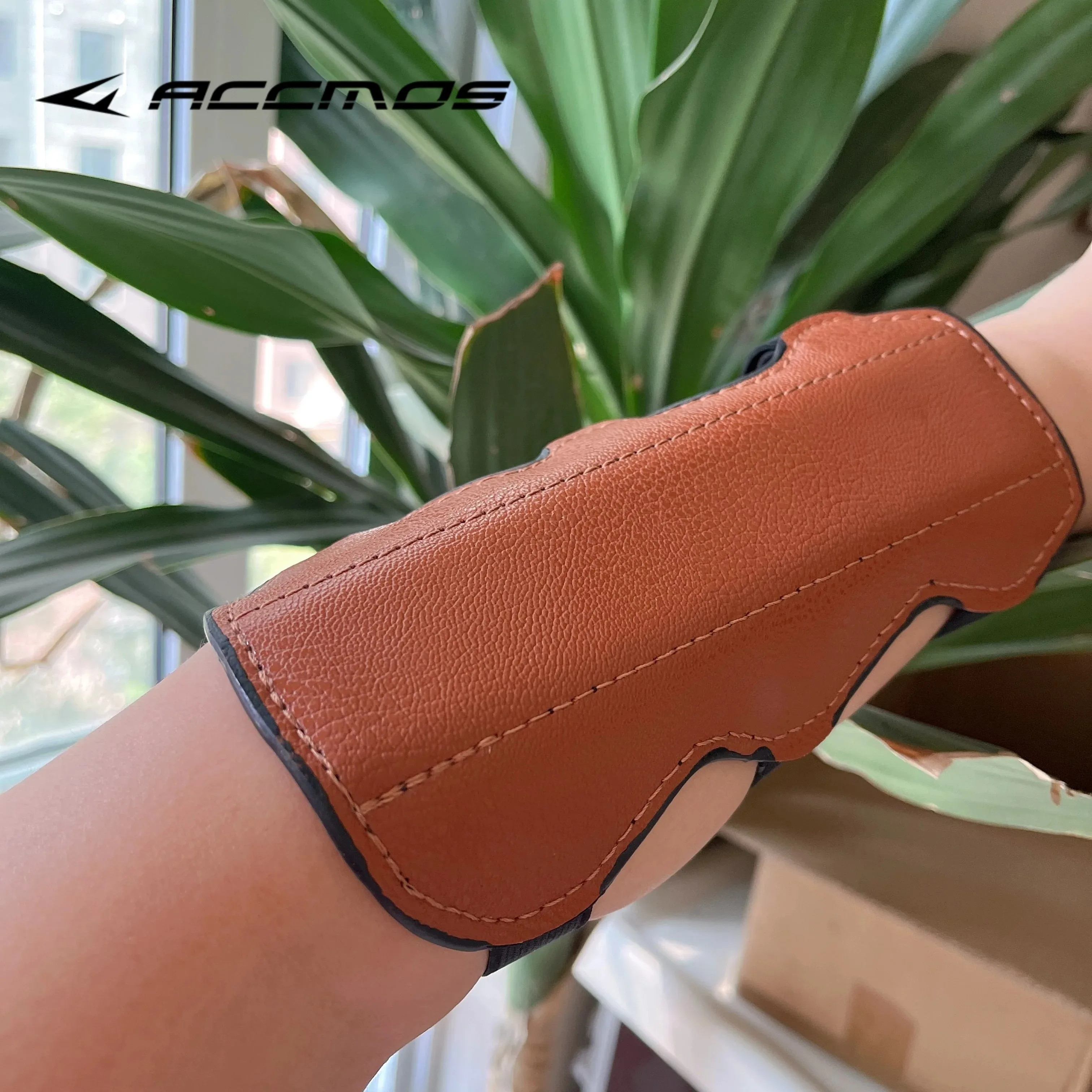 

Archery Leather Arm Guard PU Protector Bow hunting and shooting accessory