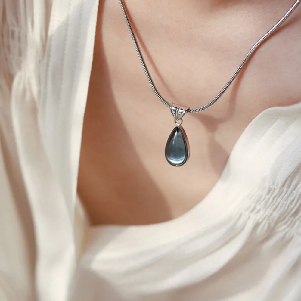 Titanium Drop Pendant Necklace Olive-green Colorfast Water Drop Neck Chain Silver Tender Snake Bone Chain Necklace