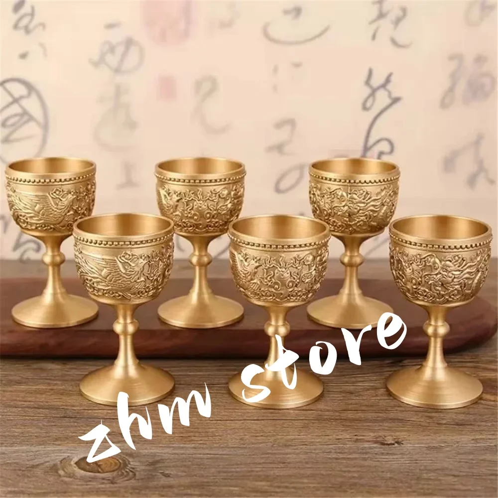 1pc 30ml European Wine Glass, Brass Vintage Portable Golden Cup, Carved Mini Spirit Vodka Cup, Tabletop Living Room Decoration