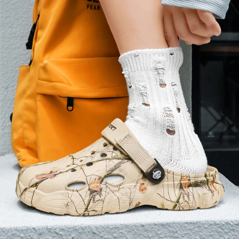 

Flat Sandals Men Shoes 2026 Slippers Men Garden Platform Sandals Man Summer Sandals Male Sneakers Outdoor Flip Flops Home Clogs