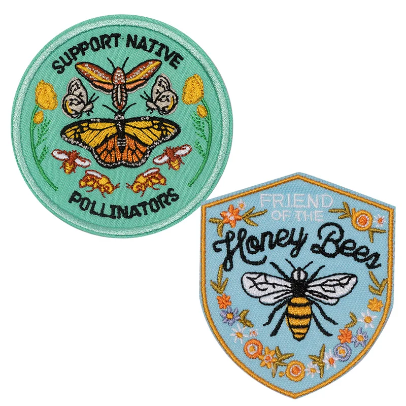 

2-Piece Set of Pollinating Insects and Bee Embroidery Patches, Nature-Inspired Embroidery Art, Embroidery Patches for Insect Enthusiasts, Embroidery Patches for Nature and Environmental Enthusiasts, Iron-On/Sew-On, Suitable for Jackets, Bags, Hats