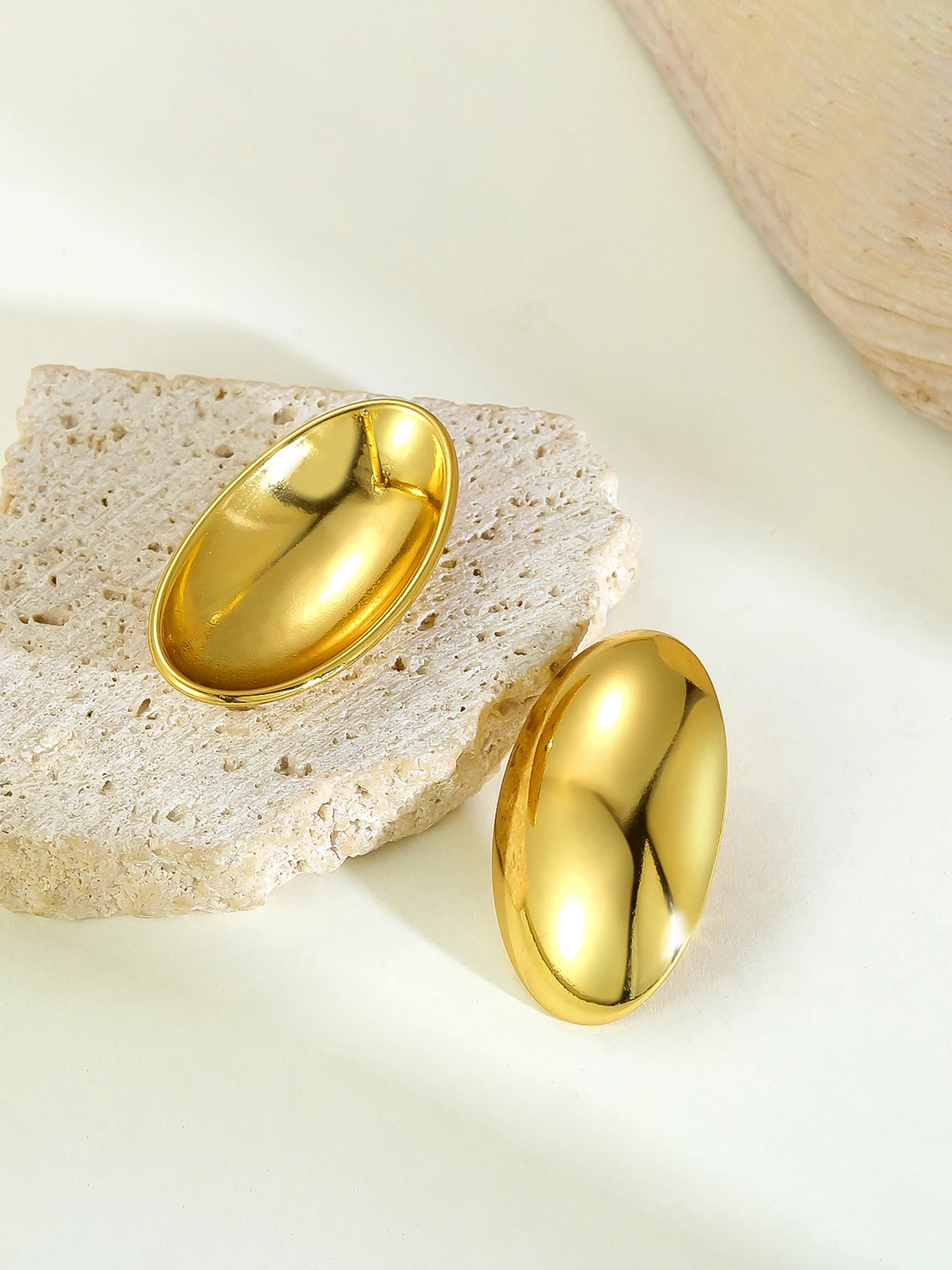 

Stainless Steel Oval Stud Earrings, Asymmetrical Design, Sexy Style, Simple Ear Decor, All Seasons, No Choking Hazard, Plain Pat