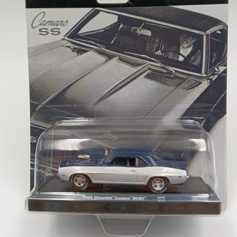 M2 MACHINES 1/64 1969 SS/RS car model