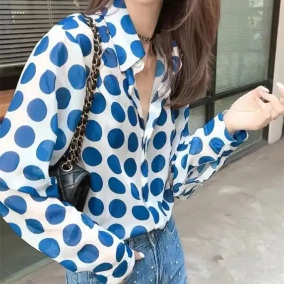 Retro Blue Polka Dot Shir European Women\'s Spring Summer 2024 New Polo Collar Fashionable and Versatile Small Shirt Trend