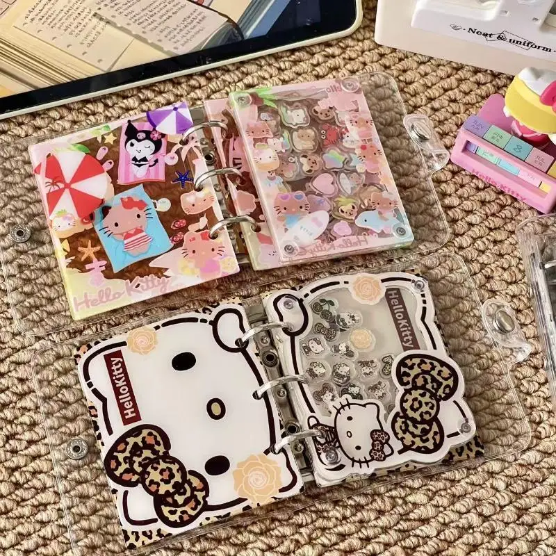 Il libro di carte a fogli mobili in acrilico della serie HelloKitty dei cartoni animati può contenere biglietti di celebrità, carta bancaria, fotografia, regalo di Natale di Halloween