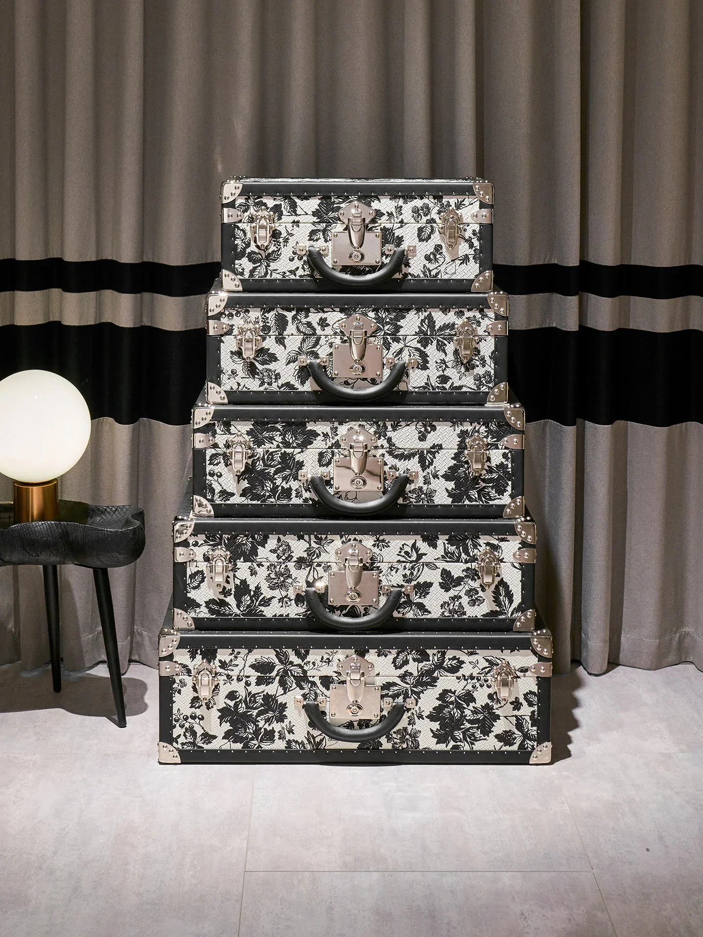 French vintage printed tower suitcase Storage vintage luggage suitcase