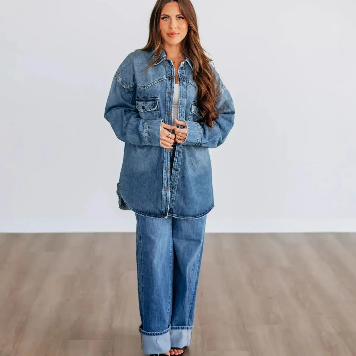 

Джинсовая куртка средней длины большого размера, женская смесь хлопка и полиэстера, винтажный стиль, длинная свободная верхняя одежда с зубчатым воротником