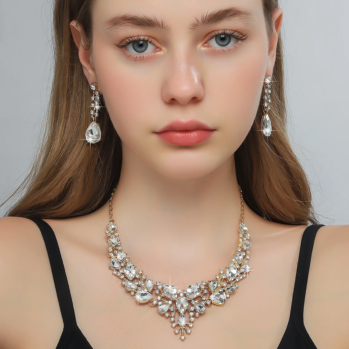 Exaggerated Colorful Alloy Geometric Necklace Earrings Set