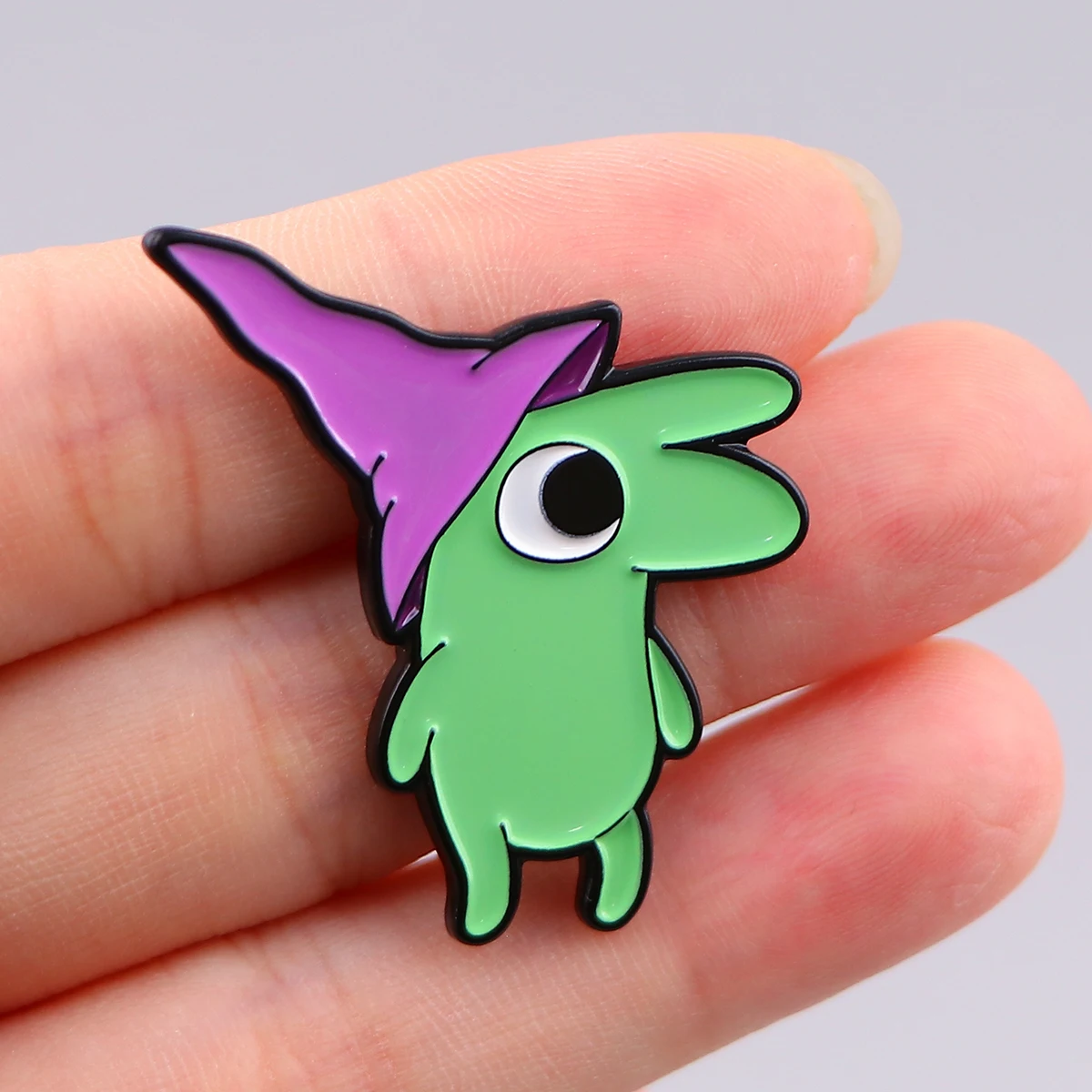 Smile Face Enamel Pins Interesting Brooches For Women Lapel Clothing Badges Funny Animal Jewelry Gift For Fans Friends