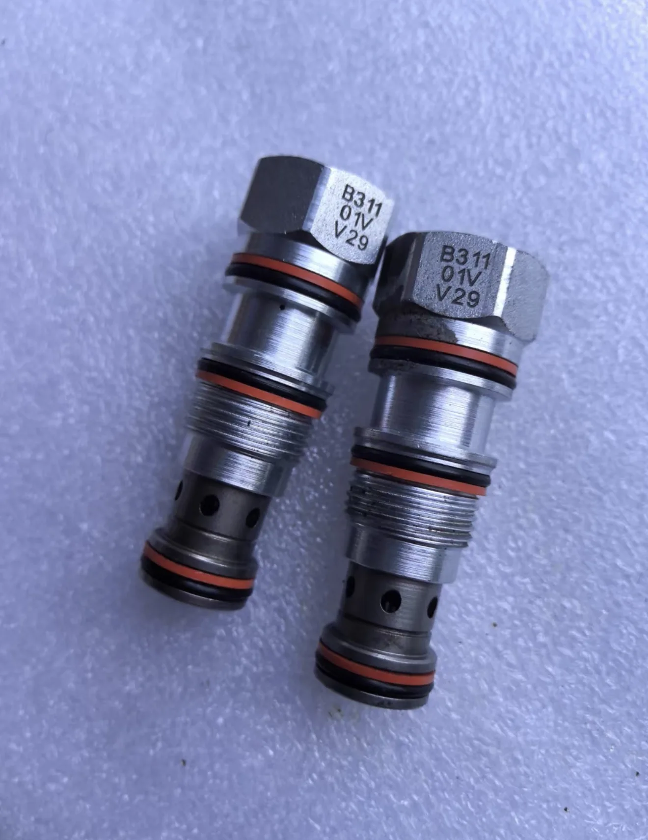 SUN B31101VV29 plug-in valve, brand new original genuine product
